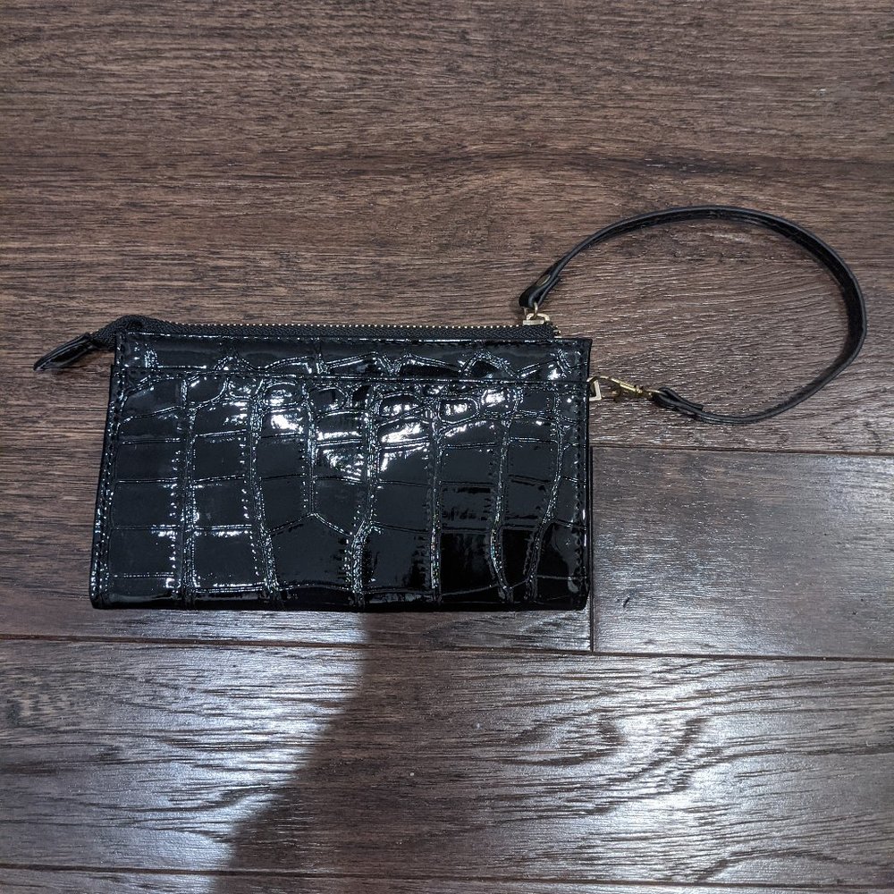 Black Patent Leather Wristlet